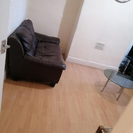 Hygis Home Of Relaxations Stoke-on-Trent Экстерьер фото
