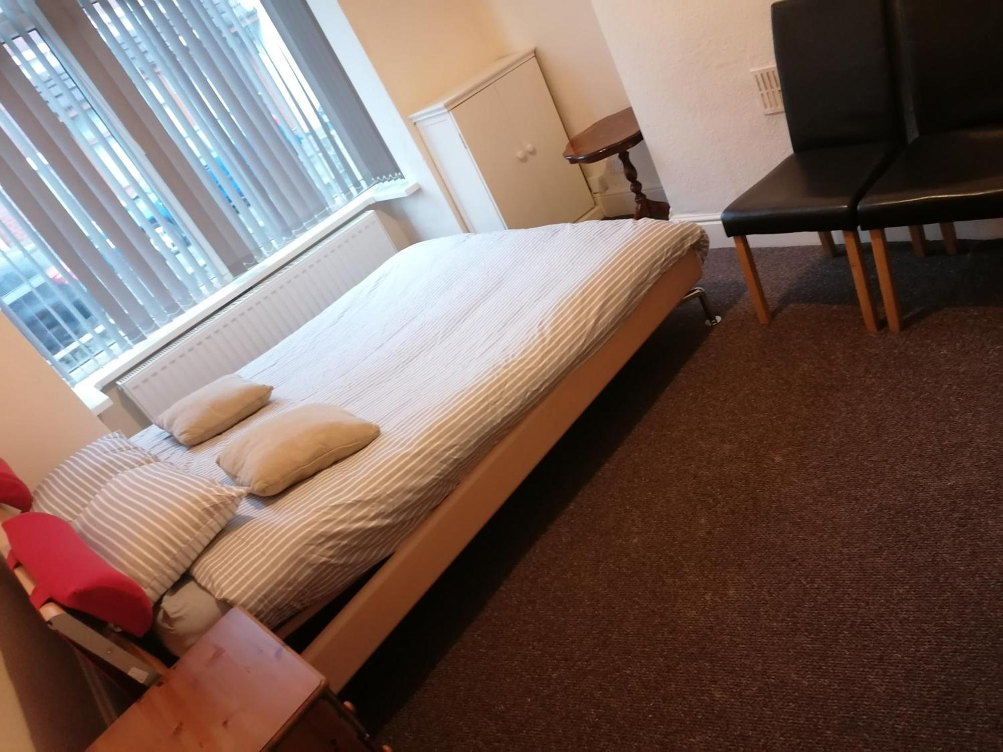 Hygis Home Of Relaxations Stoke-on-Trent Экстерьер фото