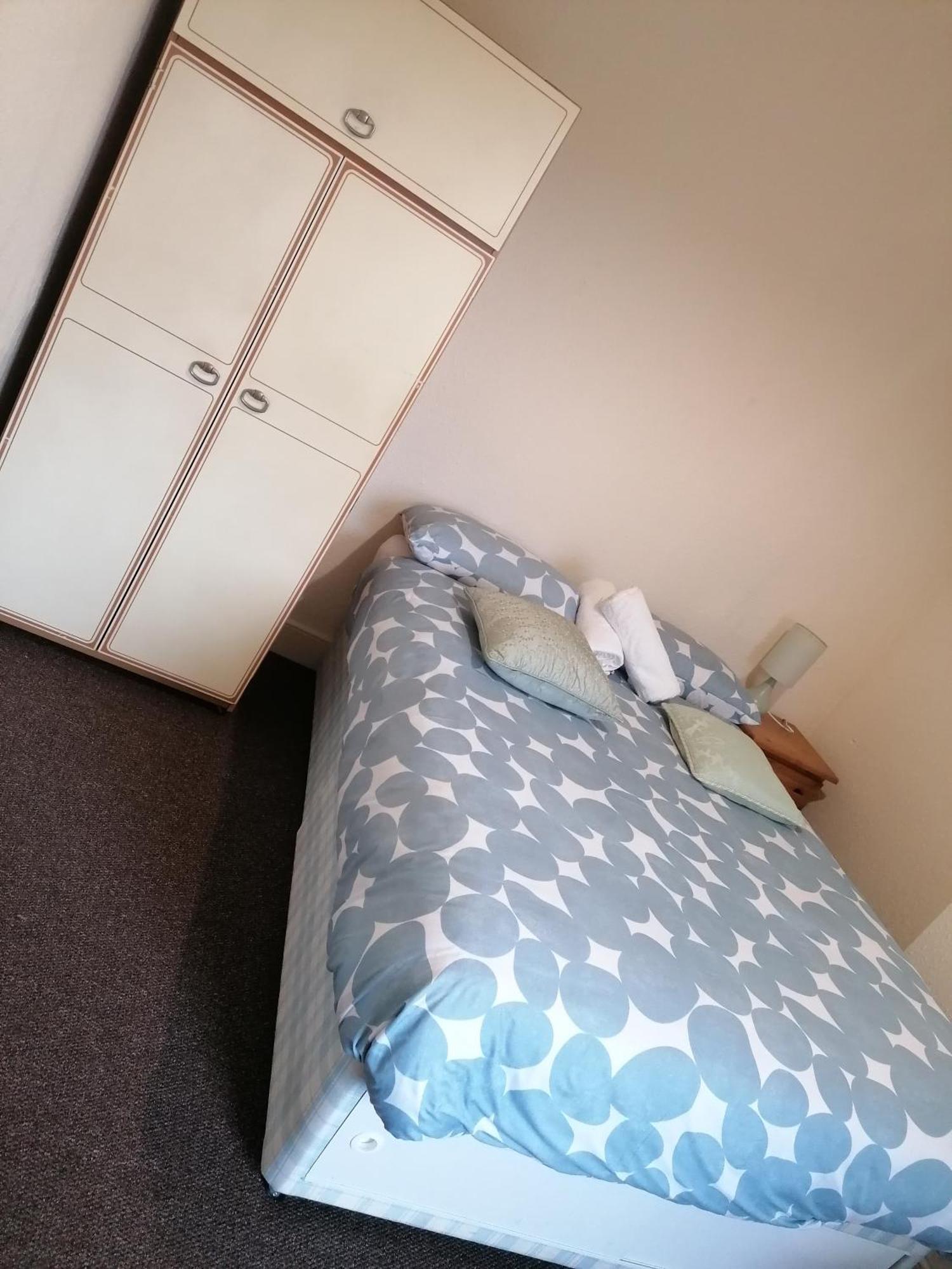 Hygis Home Of Relaxations Stoke-on-Trent Экстерьер фото