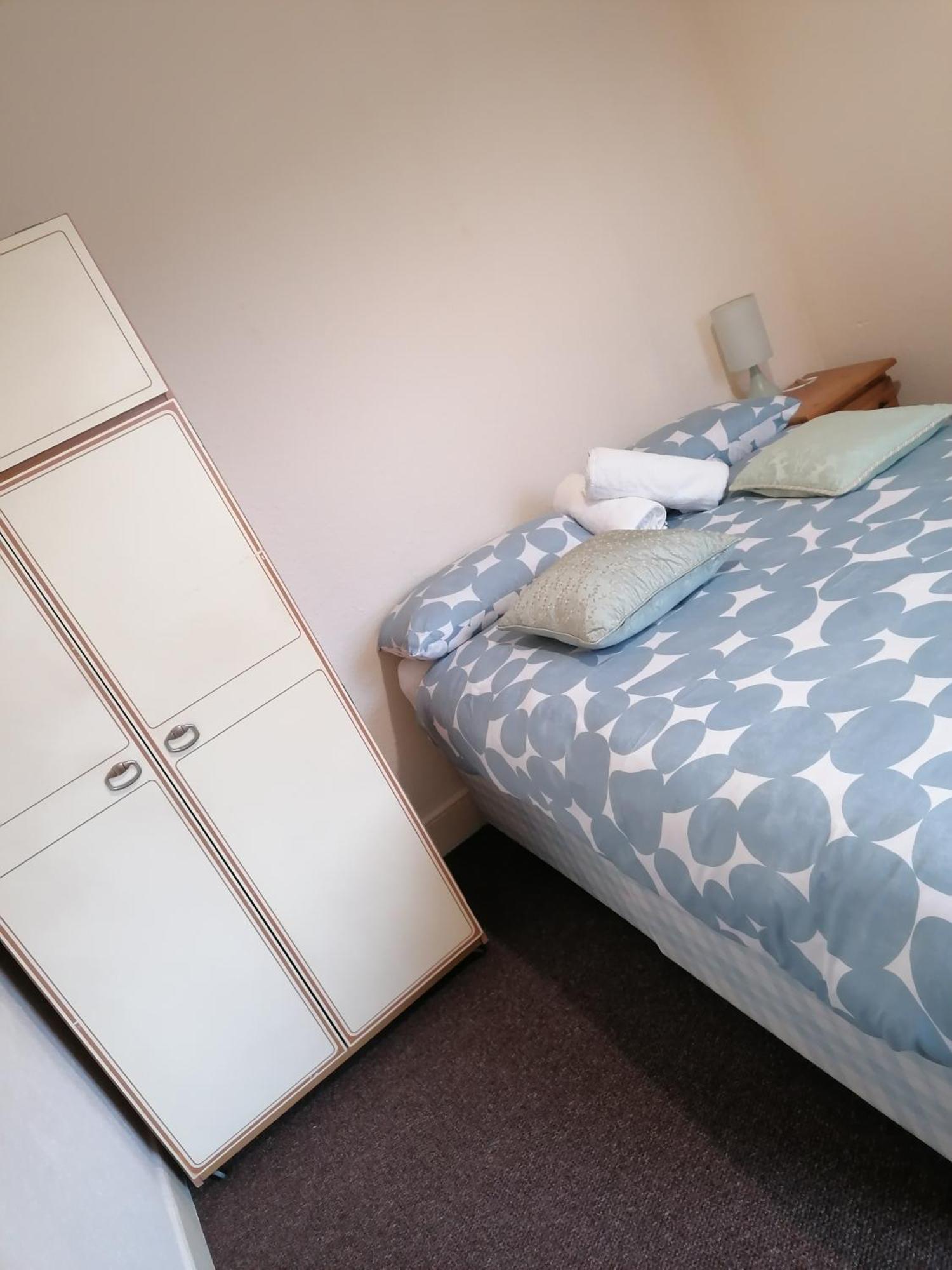 Hygis Home Of Relaxations Stoke-on-Trent Экстерьер фото